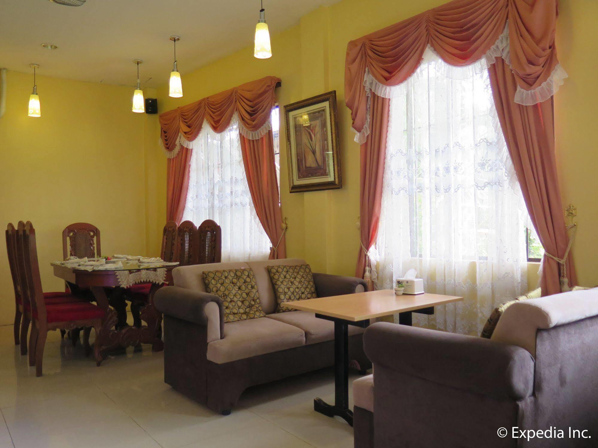 Oyo 197 Sunny Point Hotel Davao Екстер'єр фото