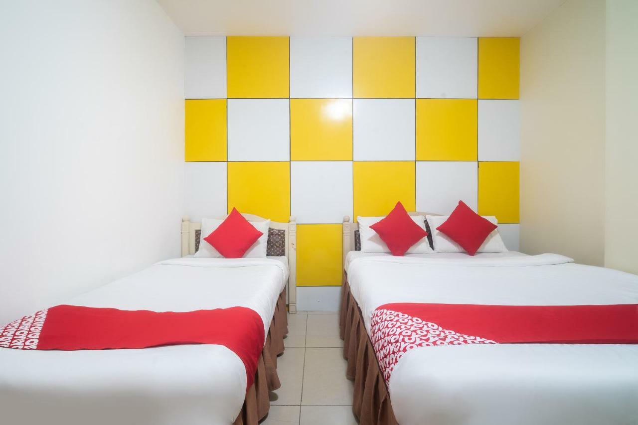 Oyo 197 Sunny Point Hotel Davao Екстер'єр фото
